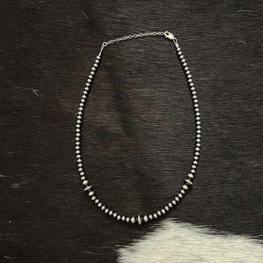16” Navajo Pearl Saucer Necklace